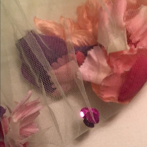 Tutu - Picture 7 of 7